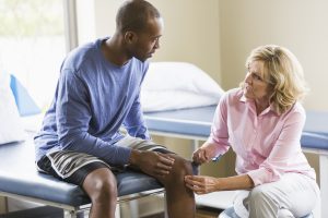When to See a Doctor About Your Knee Pain